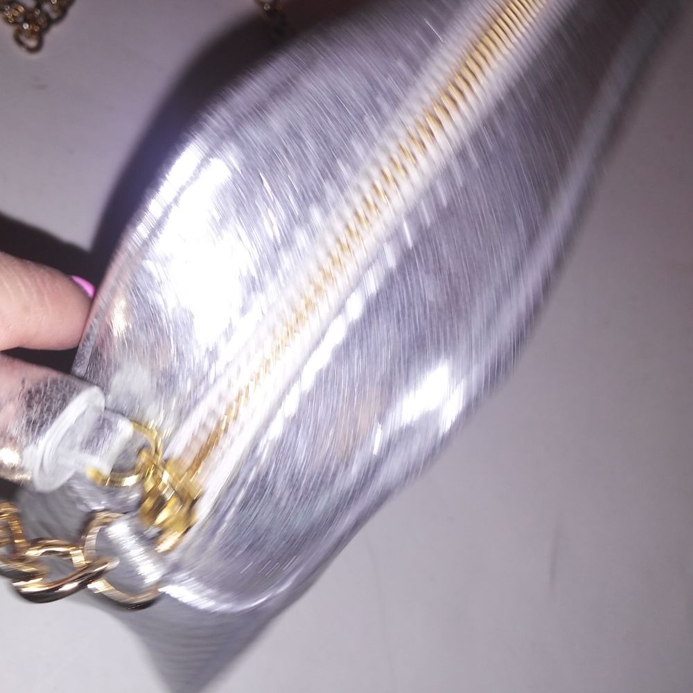 Victoria Secret Purse Shoulder Bag Silver Snakeskin Print Gold Chain Metallic - Picture 9 of 11